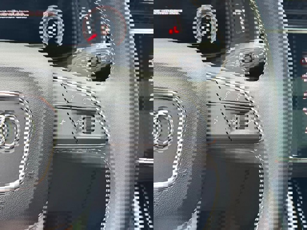 Used 2023 Audi Q8 Premium Plus w/ Premium Plus Package image 31