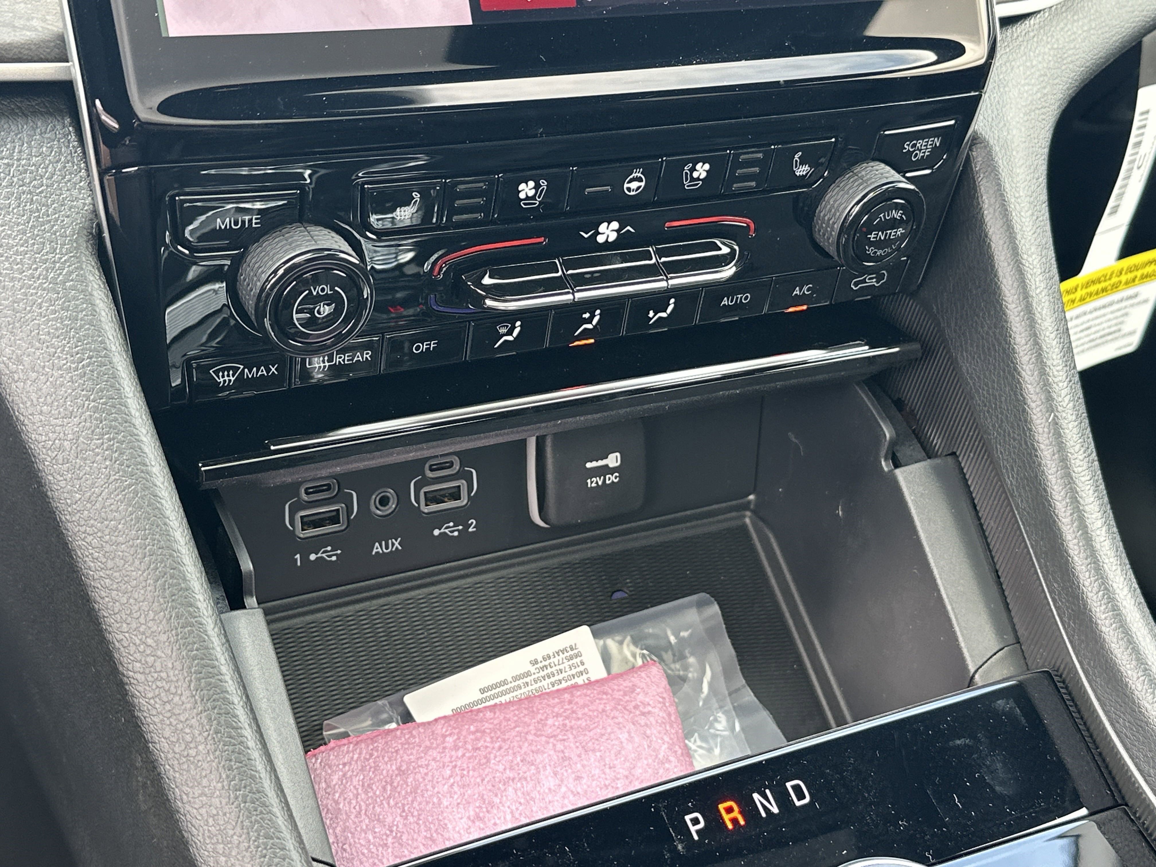 New 2025 Jeep Grand Cherokee Limited w/ Luxury Tech Group II image 22