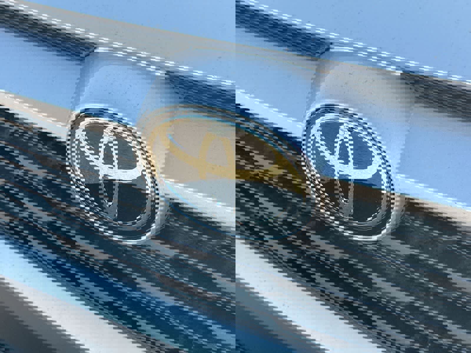 New 2025 Toyota RAV4 XLE Premium w/ Weather Package image 32