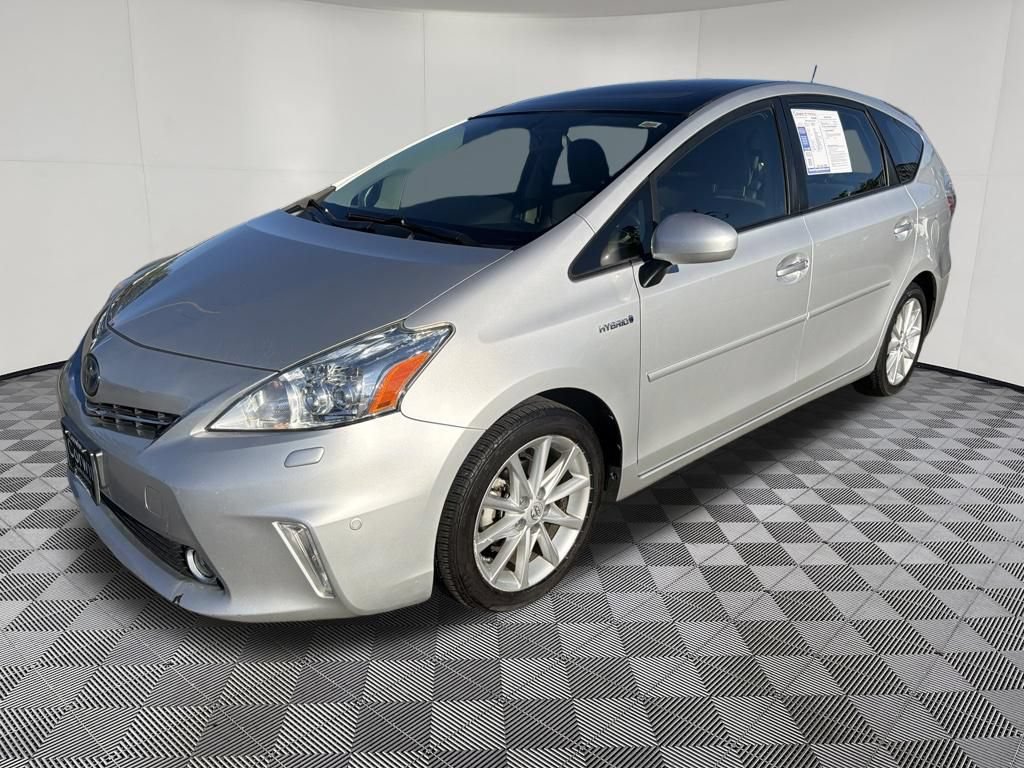 Used 2014 Toyota Prius V Five FWD image 3
