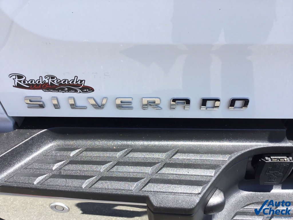 Used 2011 Chevrolet Silverado 3500 LTZ w/ Snow Plow Prep Package image 18