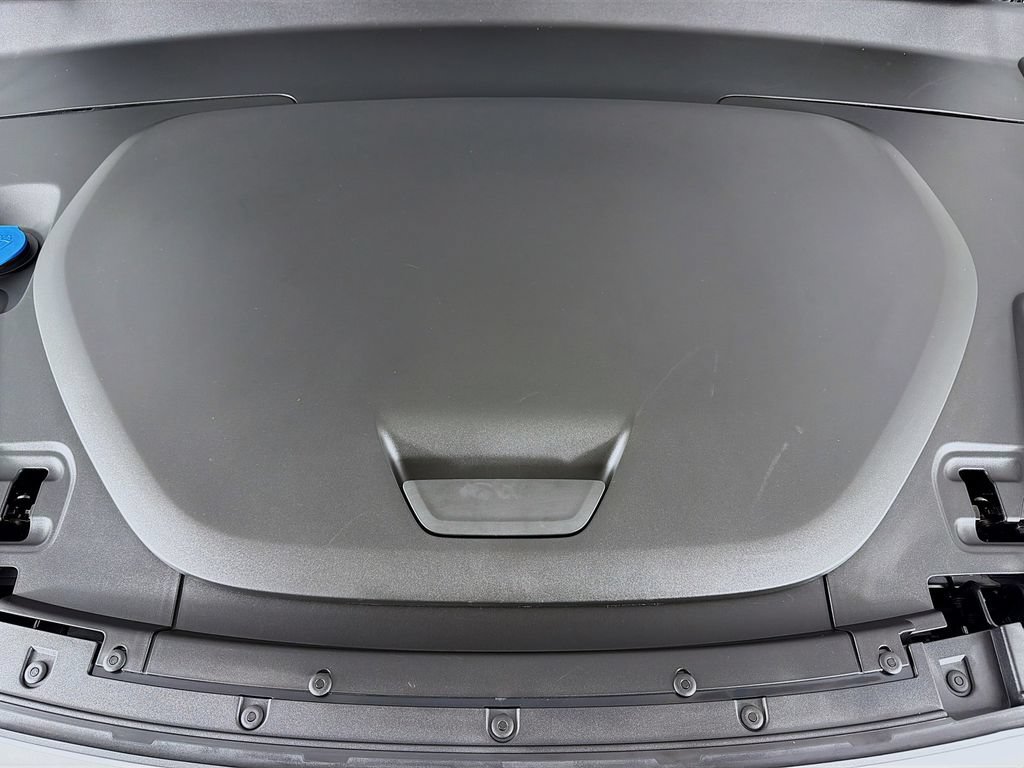 Used 2023 Volvo XC40 Recharge Ultimate w/ Protection Package Premier AWD/4WD image 32