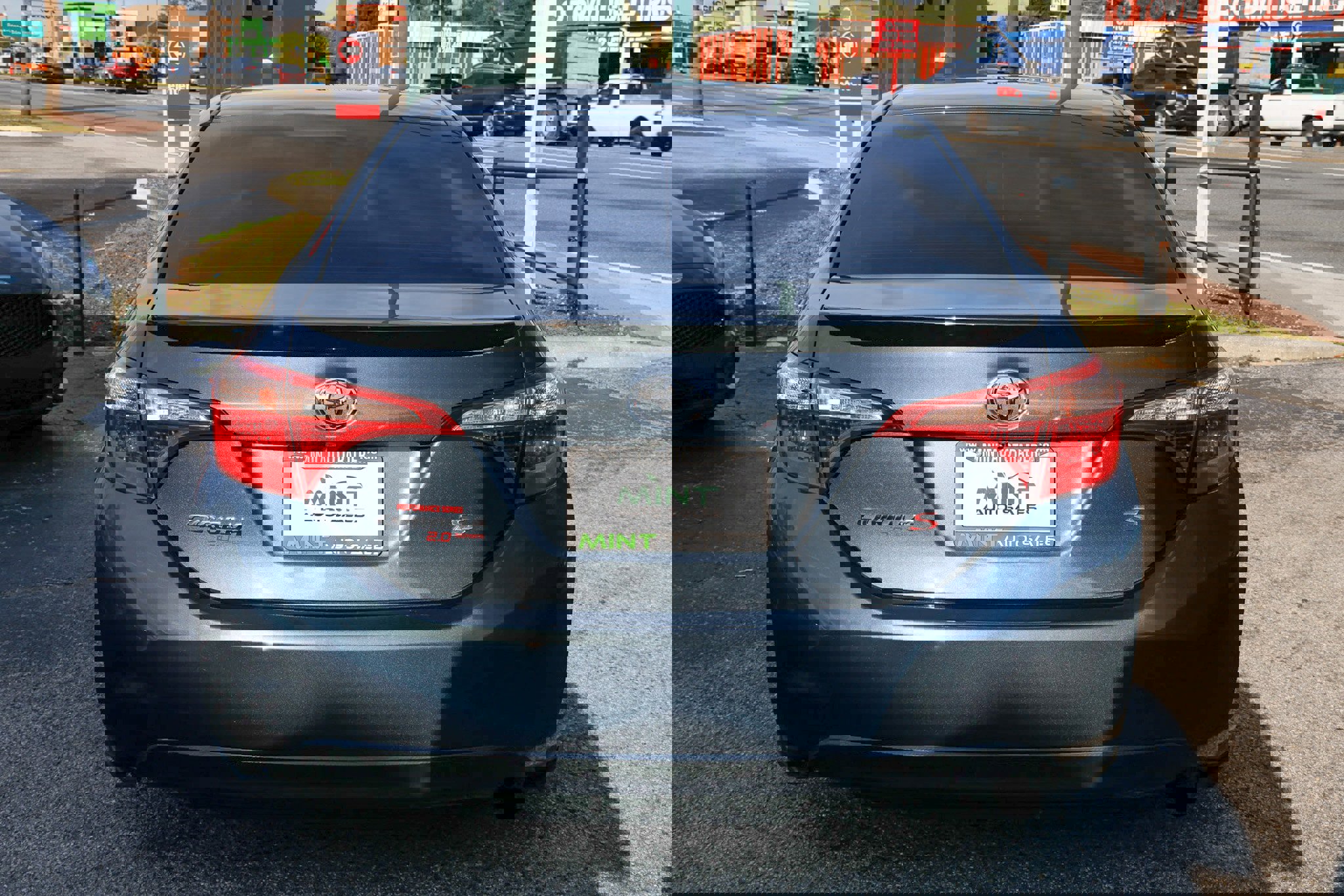 Used 2019 Toyota Corolla LE image 10