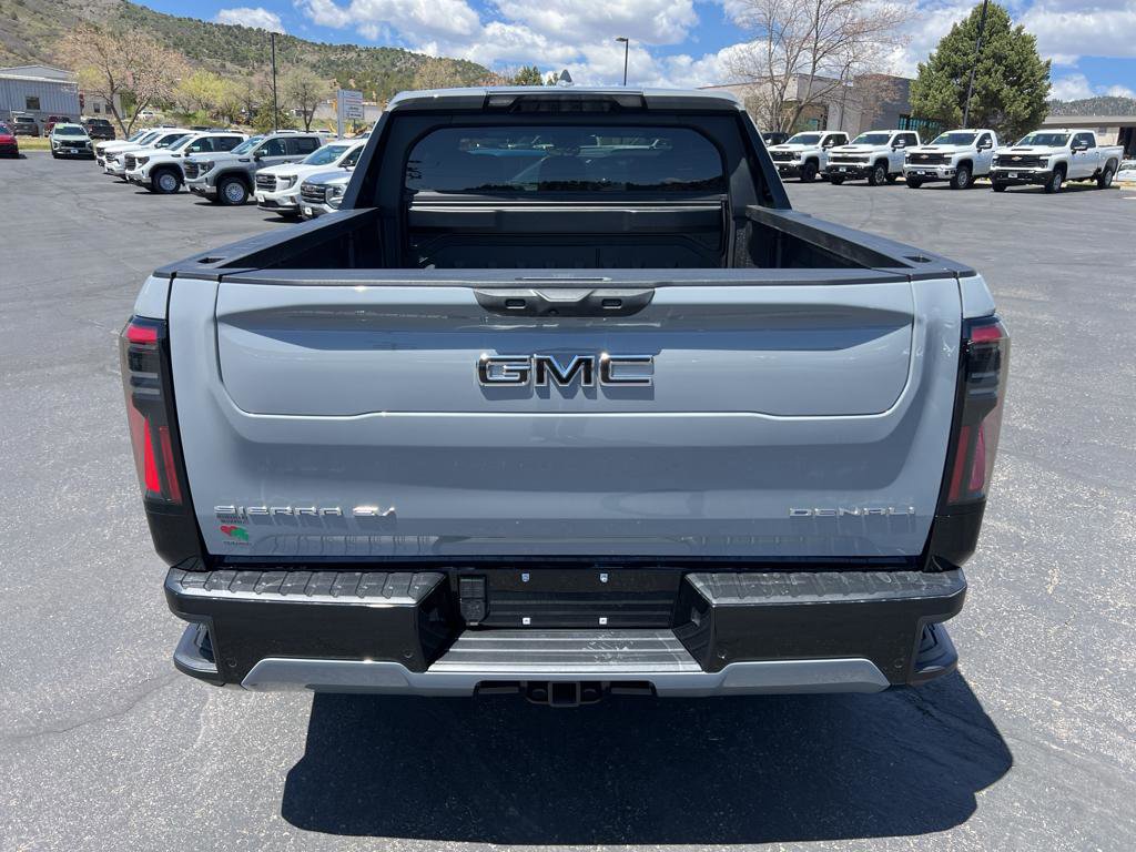 New 2025 GMC Sierra EV Denali image 6