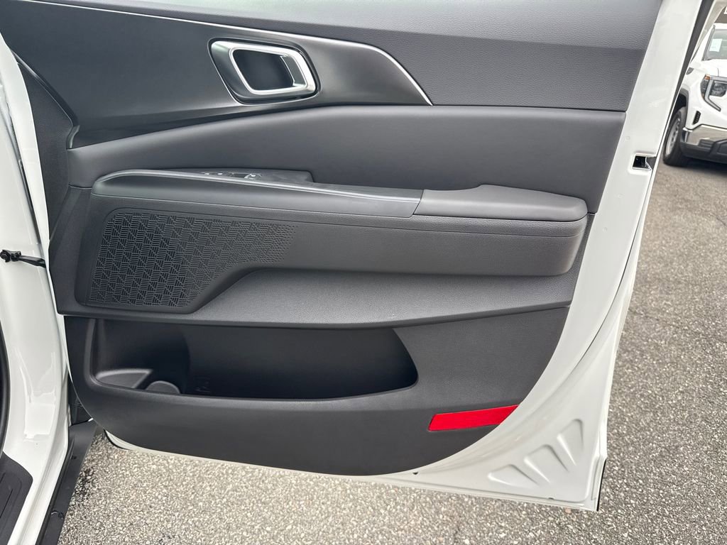 New 2026 Kia Carnival SX image 14