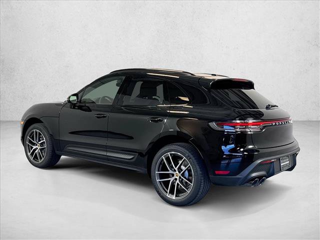 Used 2026 Porsche Macan AWD/4WD image 3