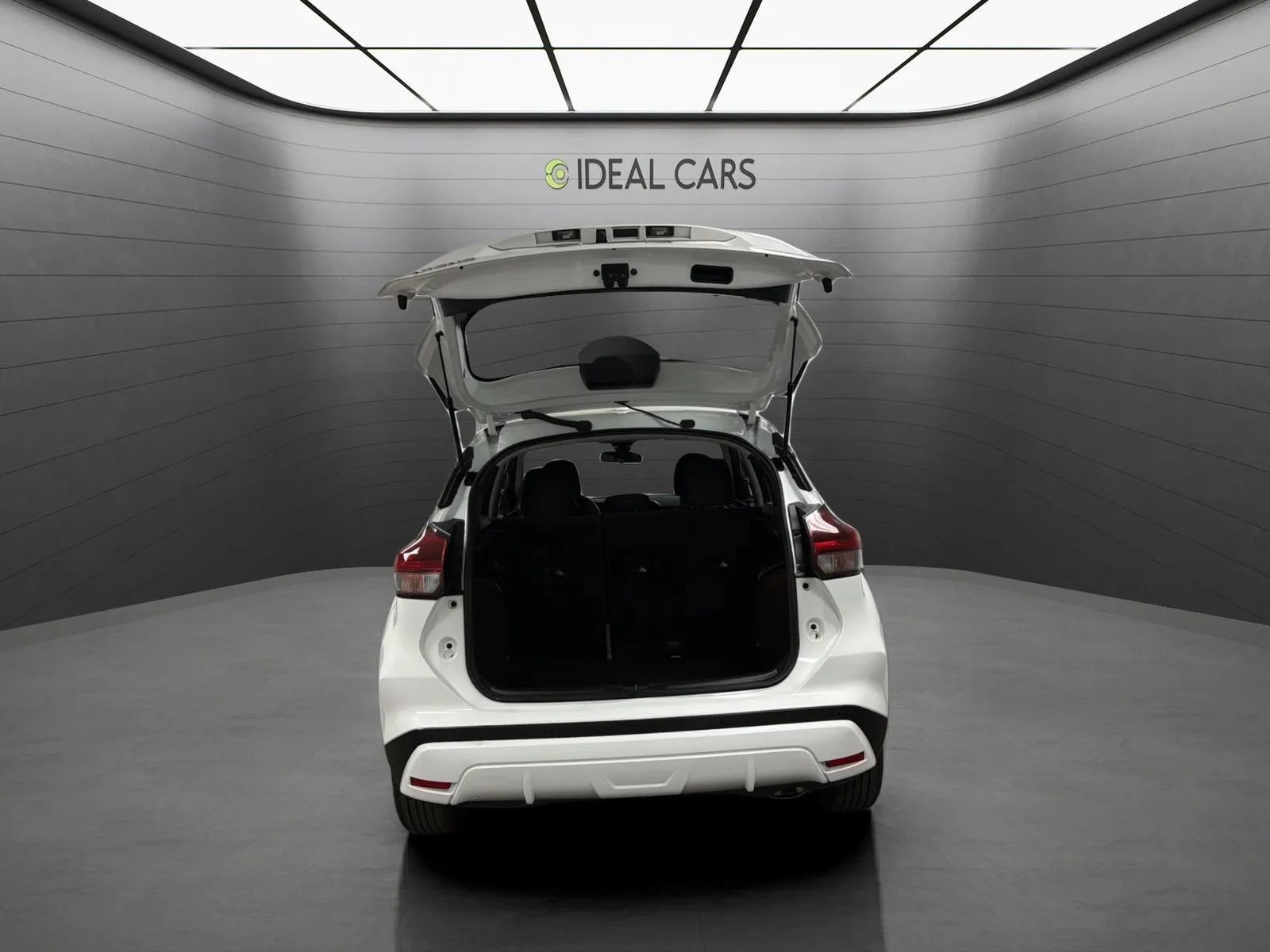Used 2022 Nissan Kicks S FWD image 9