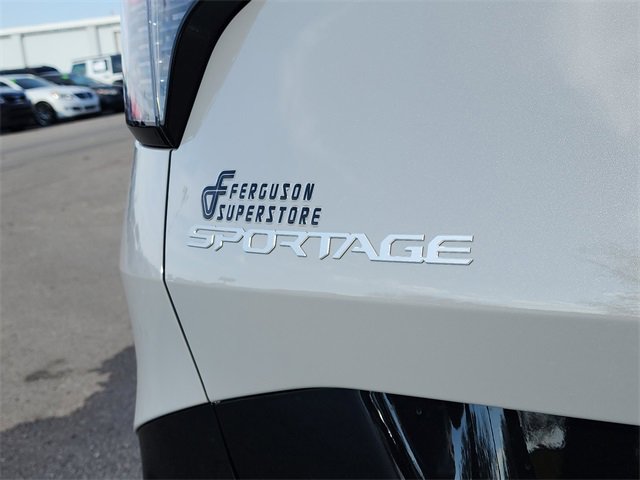 New 2026 Kia Sportage SX image 5