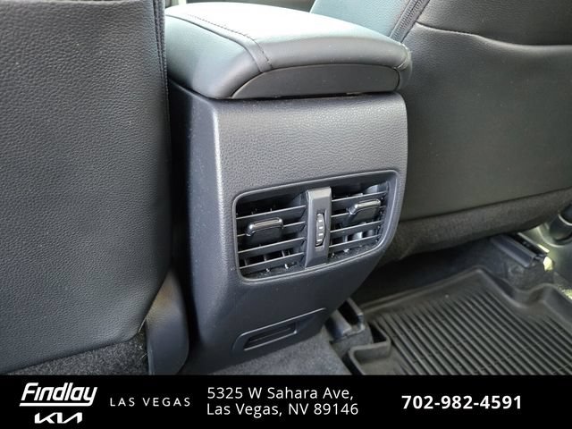 Used 2025 Toyota Corolla Cross XLE w/ Convenience Package FWD image 17