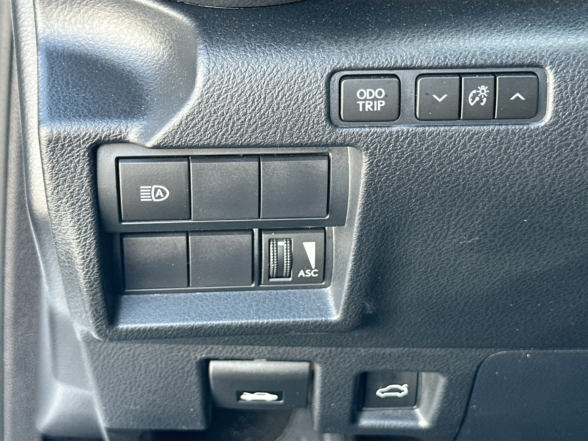 Used 2025 Lexus IS 350 F Sport RWD image 10