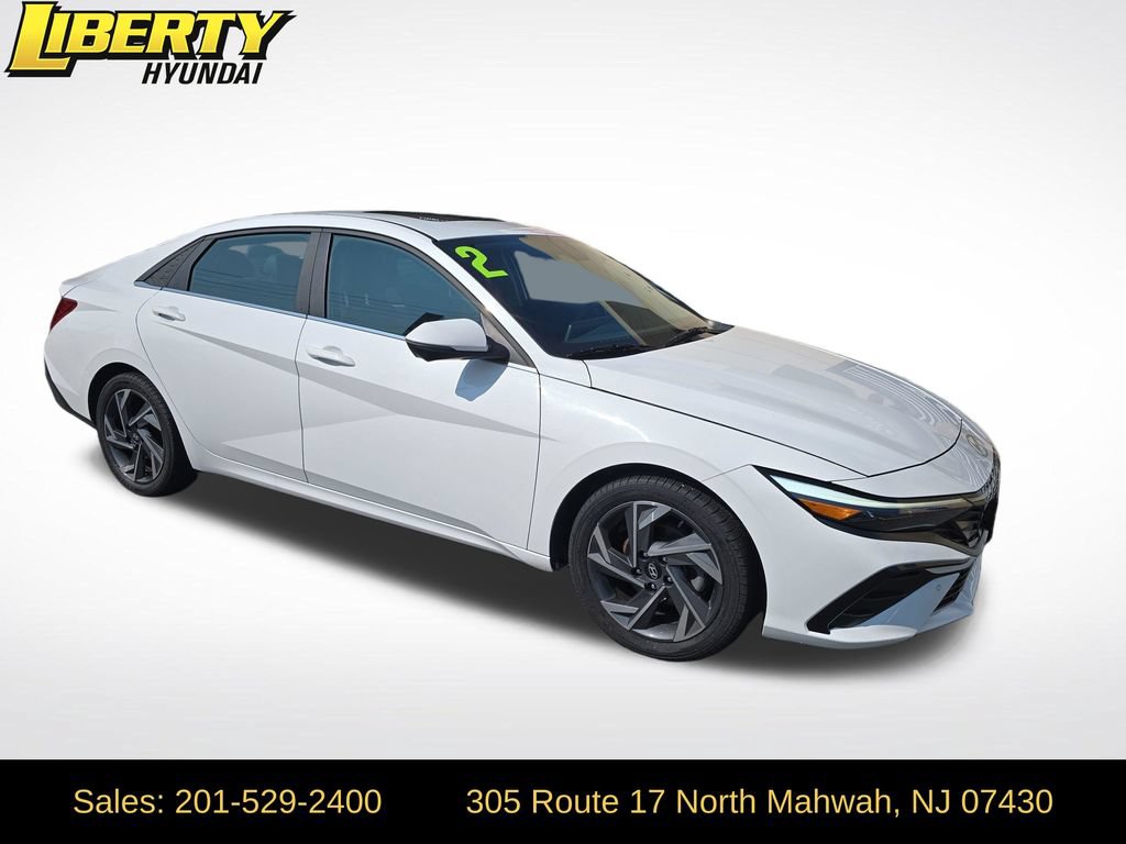 Certified 2024 Hyundai Elantra Limited FWD image 1