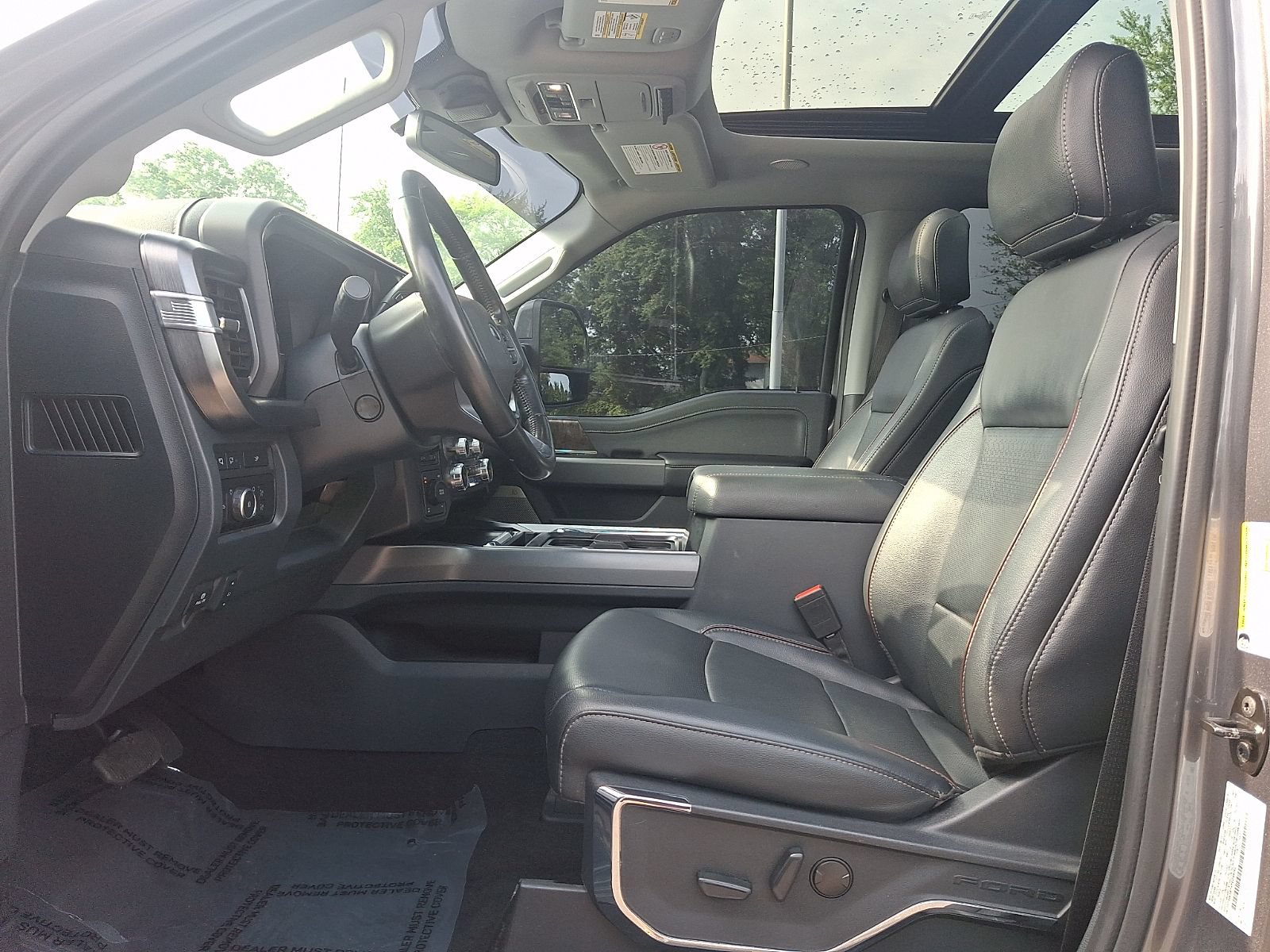 Used 2023 Ford F350 Lariat w/ Lariat Ultimate Package AWD/4WD image 14