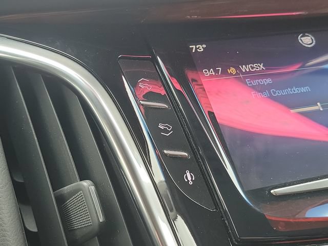 Used 2015 Cadillac Escalade Luxury AWD/4WD image 21