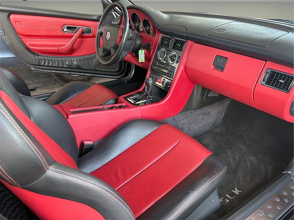 Used 1998 Mercedes-Benz SLK 230 image 8