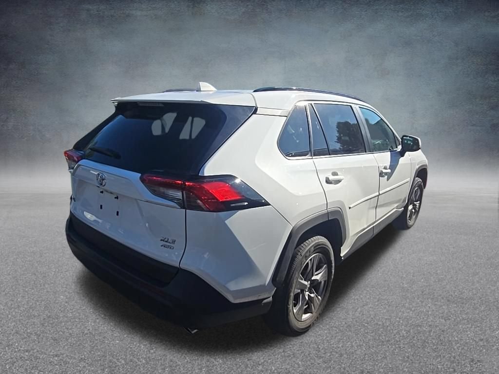 Used 2024 Toyota RAV4 XLE w/ Weather Package AWD/4WD image 8