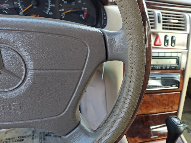 Used 1999 Mercedes-Benz E 300 Sedan image 21