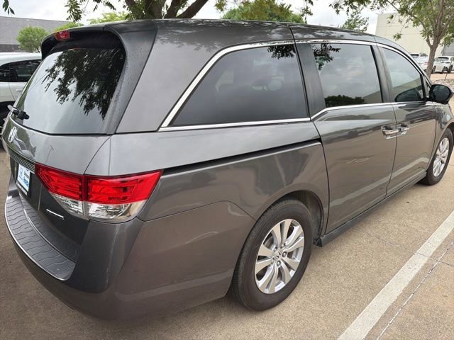 Used 2017 Honda Odyssey SE image 3