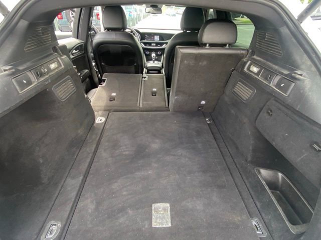 Used 2022 Alfa Romeo Stelvio Sprint RWD image 26