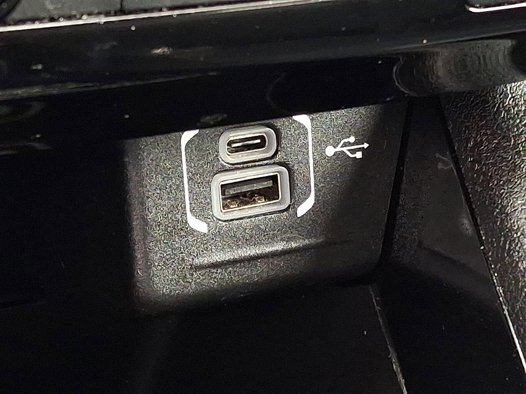 Used 2022 Jeep Compass Limited image 25