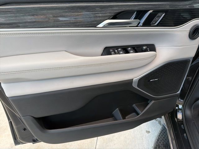 Used 2022 Jeep Wagoneer Series II image 10