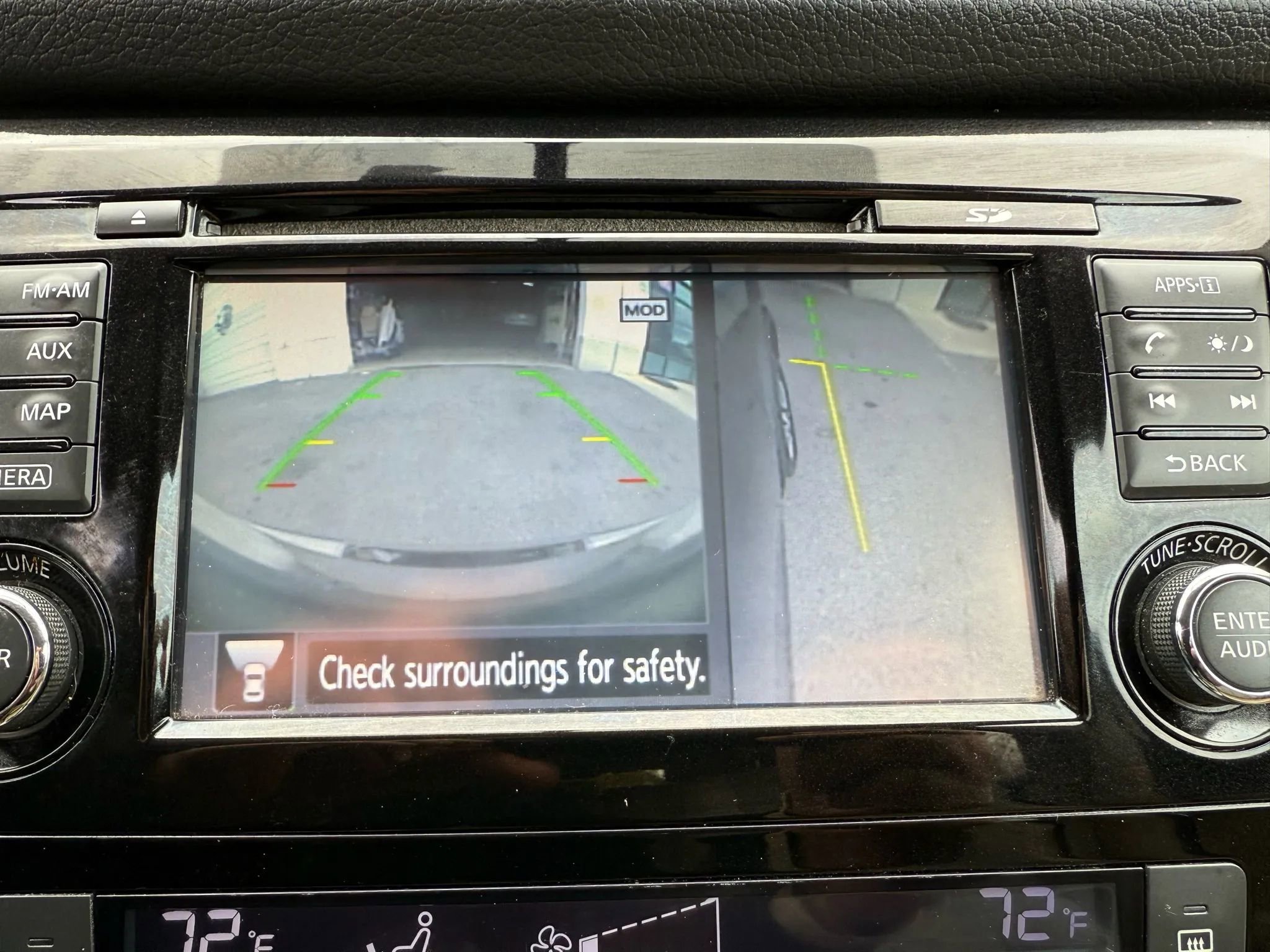 Used 2016 Nissan Rogue SL w/ SL Premium Package image 36