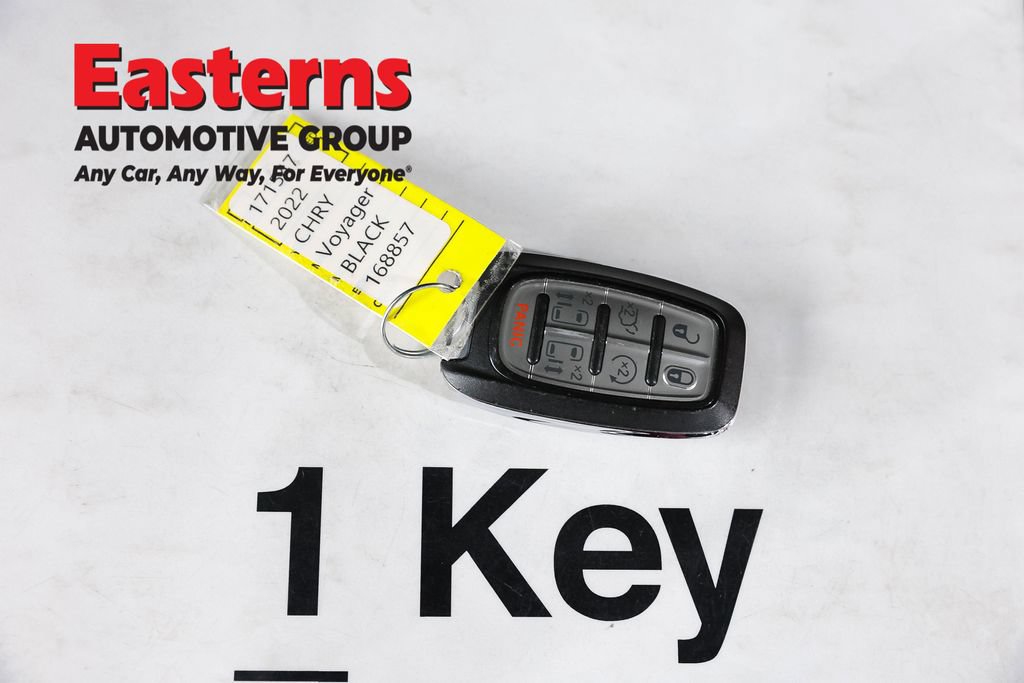 Used 2022 Chrysler Voyager LX FWD image 24