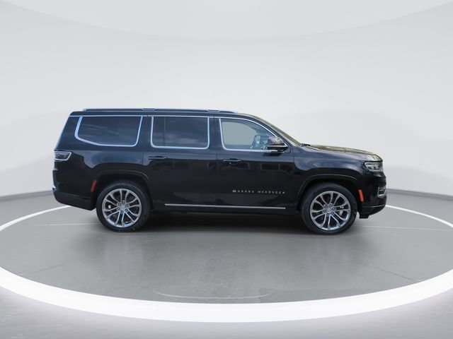 Used 2023 Jeep Grand Wagoneer Series II AWD/4WD image 9