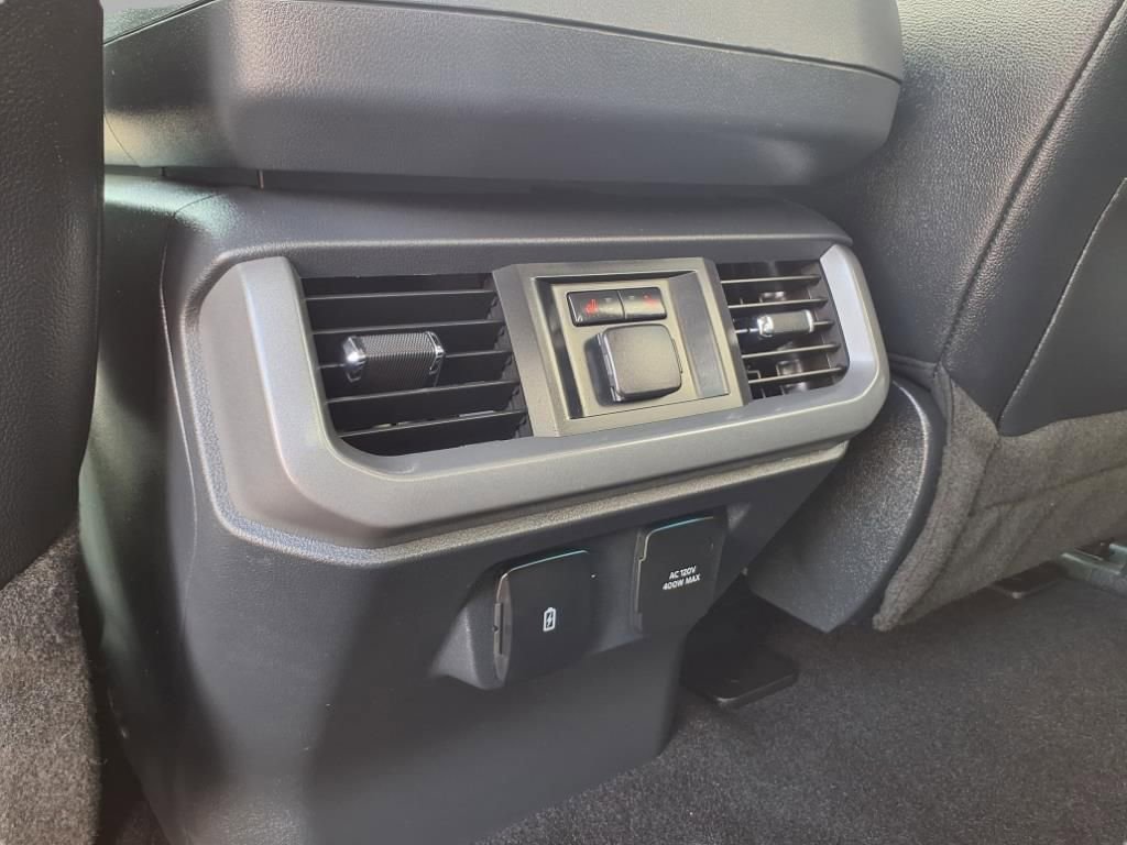 Used 2022 Ford F150 Lariat w/ Equipment Group 502A High image 27