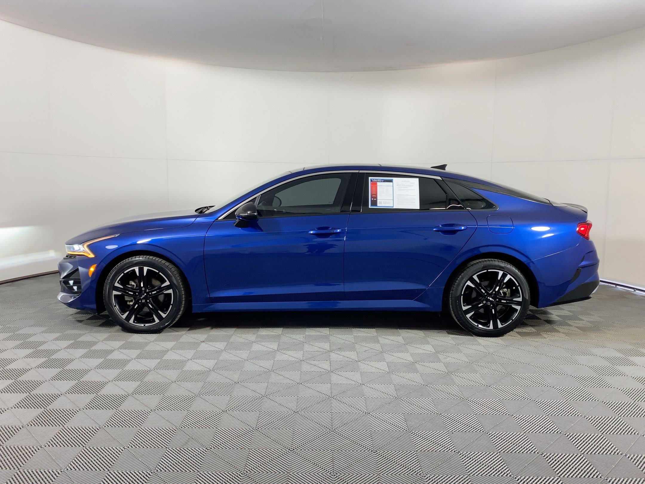 Used 2024 Kia K5 GT-Line image 2