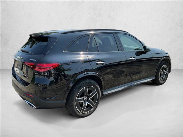 Used 2023 Mercedes-Benz GLC 300 4MATIC image 5