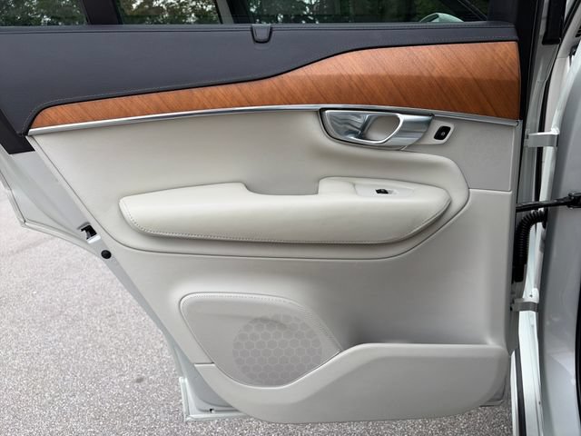 Used 2020 Volvo XC90 T6 Inscription w/ Protection Package Premier AWD/4WD image 18