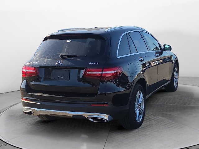 Used 2017 Mercedes-Benz GLC 300 4MATIC image 5