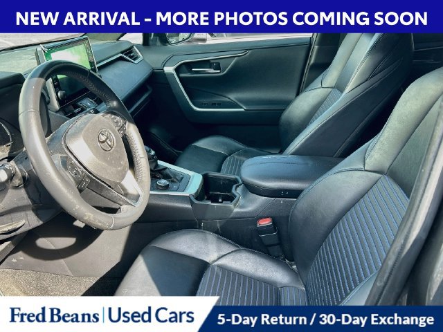Used 2022 Toyota RAV4 XSE w/ XSE Grade Weather Package AWD/4WD image 8