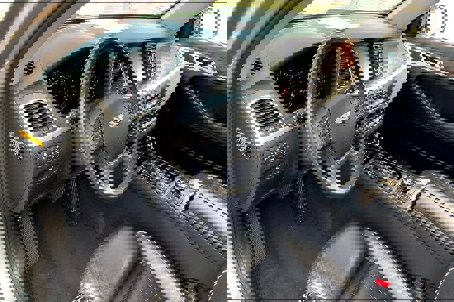 Used 2015 Hyundai Genesis 3.8 w/ Option Group 04 image 14