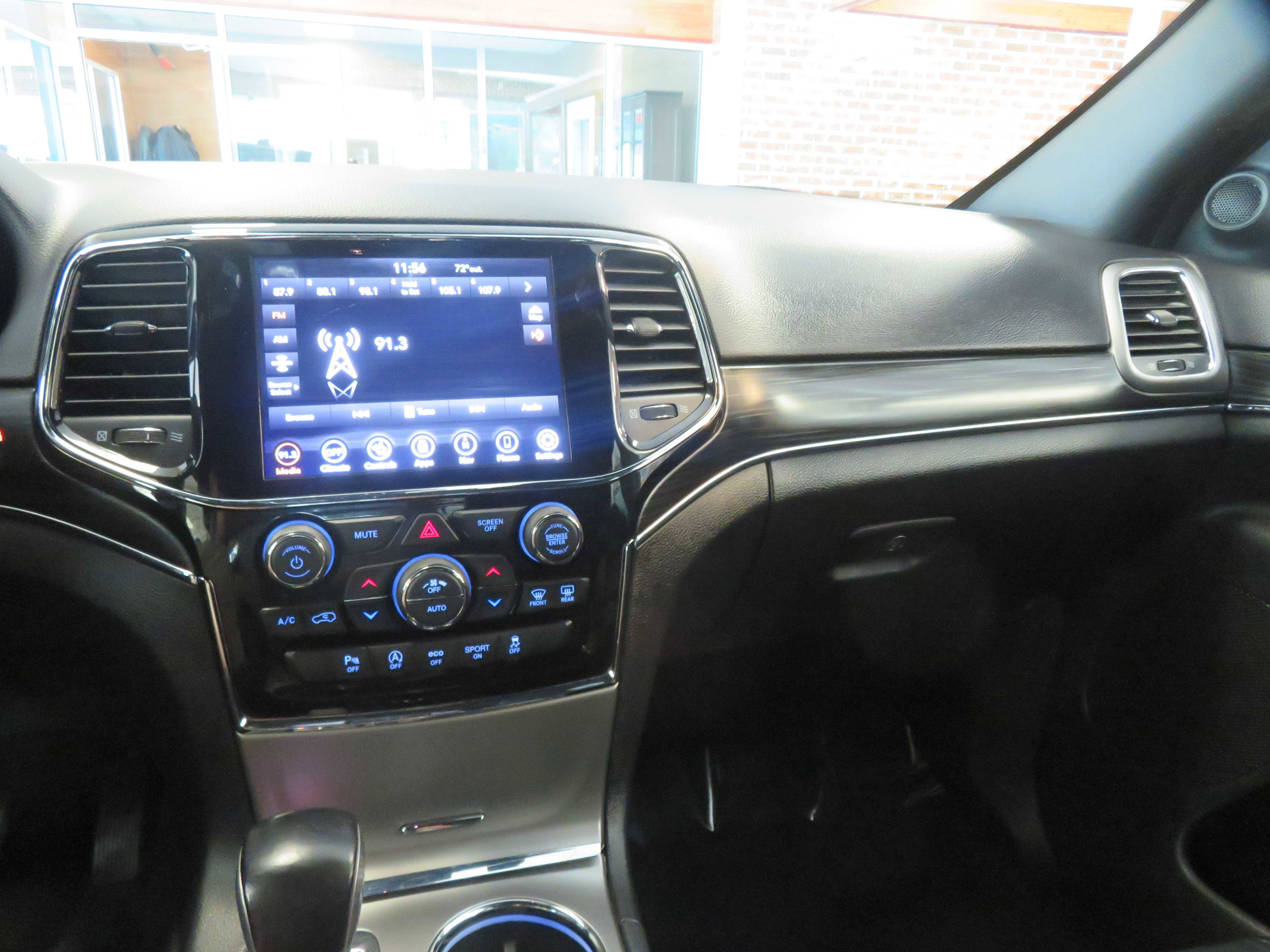 Used 2020 Jeep Grand Cherokee Limited w/ Trailer Tow Group IV image 36