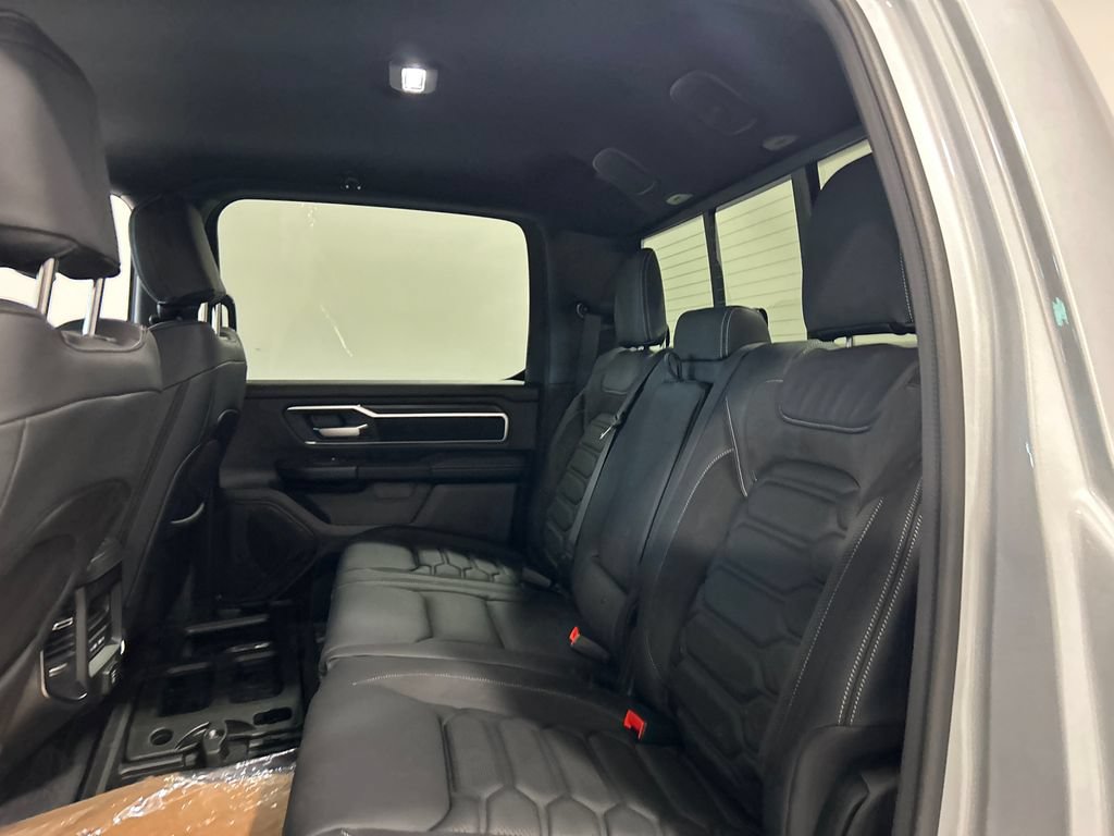 New 2026 RAM 1500 Big Horn AWD/4WD image 32