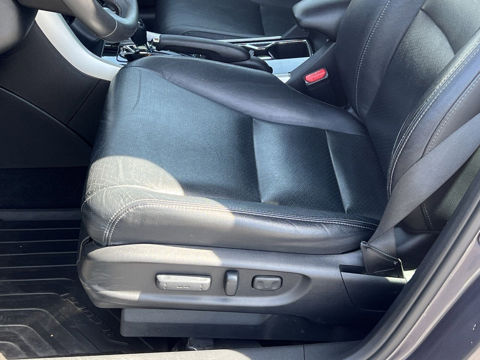 Used 2016 Honda Accord EX-L image 11