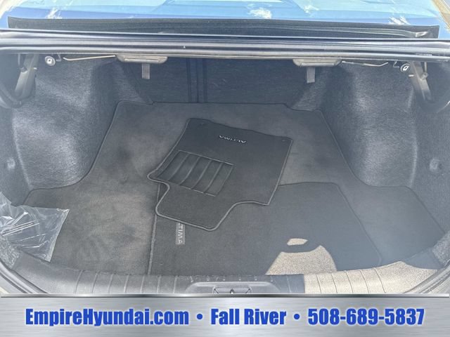 Used 2024 Nissan Altima 2.5 SV FWD image 7