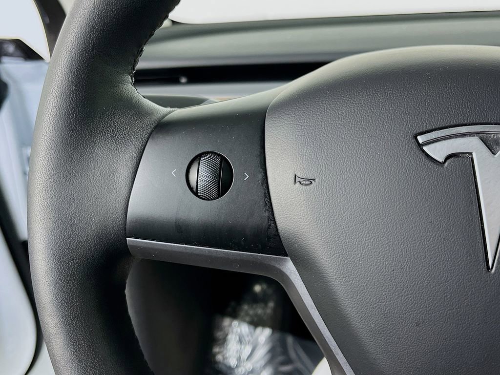 Used 2023 Tesla Model 3 Standard Range RWD image 14