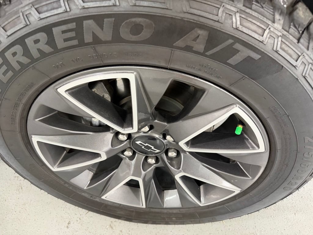 Used 2021 Chevrolet Tahoe Z71 AWD/4WD image 10