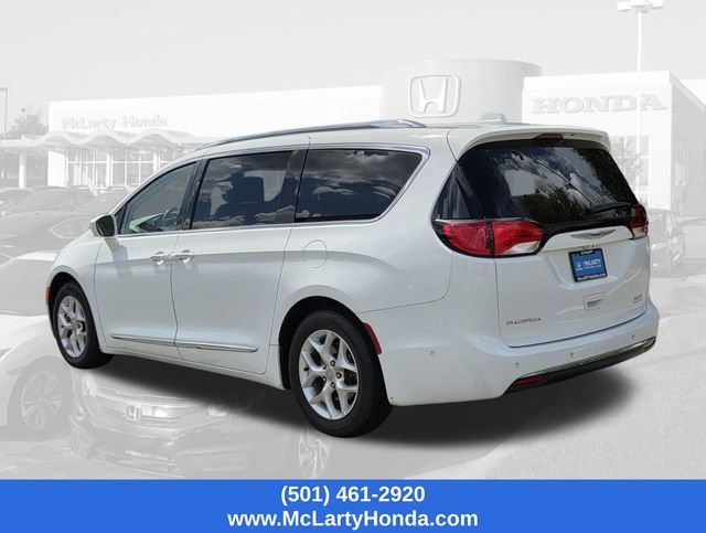 Used 2019 Chrysler Pacifica Touring-L Plus w/ Advanced Safetytec Group FWD image 3