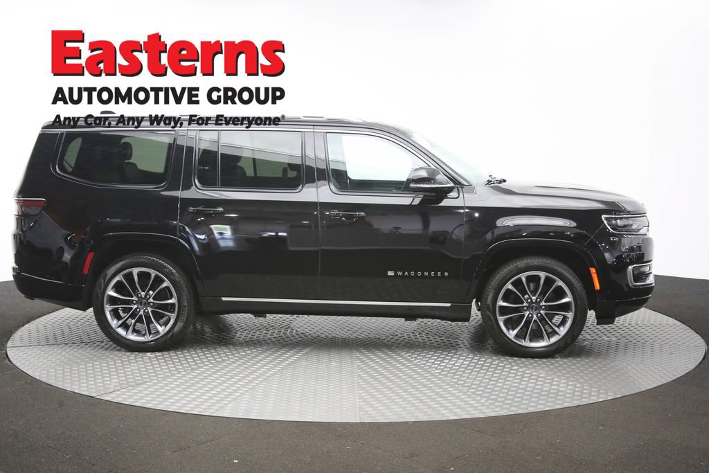 Used 2024 Jeep Wagoneer Series III w/ Premium Group I AWD/4WD image 52