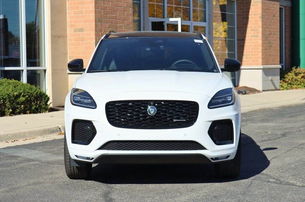 Used 2024 Jaguar E-PACE R-Dynamic SE AWD/4WD image 3