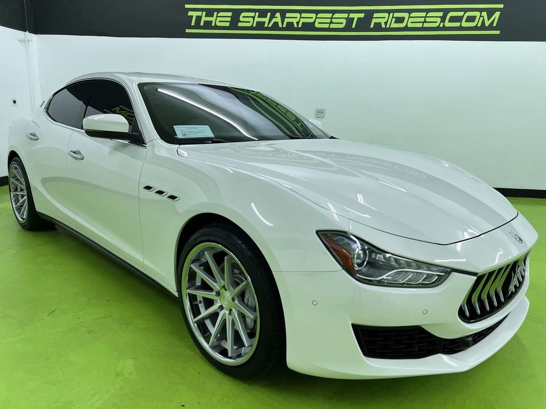 Used 2018 Maserati Ghibli RWD image 2