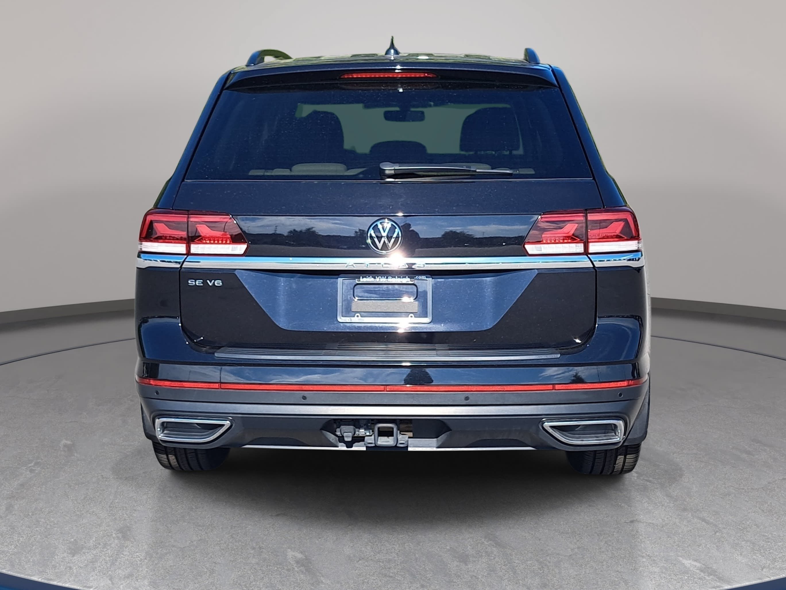 Certified 2023 Volkswagen Atlas SE w/ Panoramic Sunroof Package FWD image 6