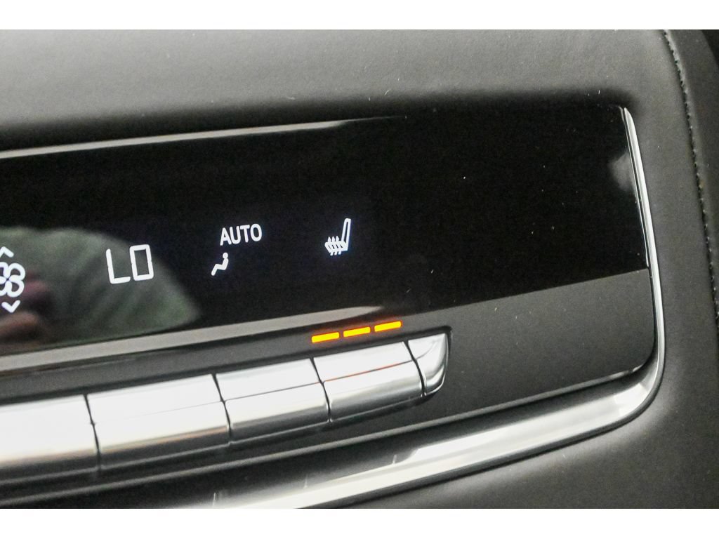 New 2026 Cadillac Escalade V w/ LPO, ONYX Package AWD/4WD image 20