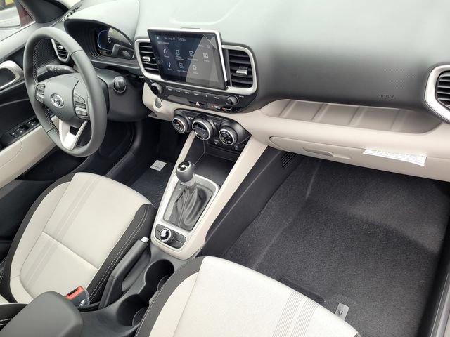 New 2025 Hyundai Venue SEL FWD image 20