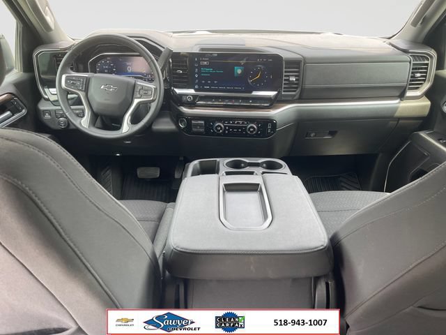 Used 2025 Chevrolet Silverado 1500 RST AWD/4WD image 15