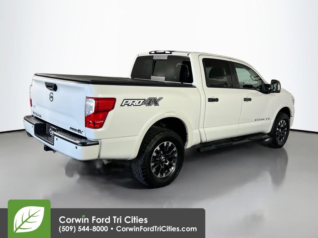 Used 2018 Nissan Titan PRO-4X AWD/4WD image 15