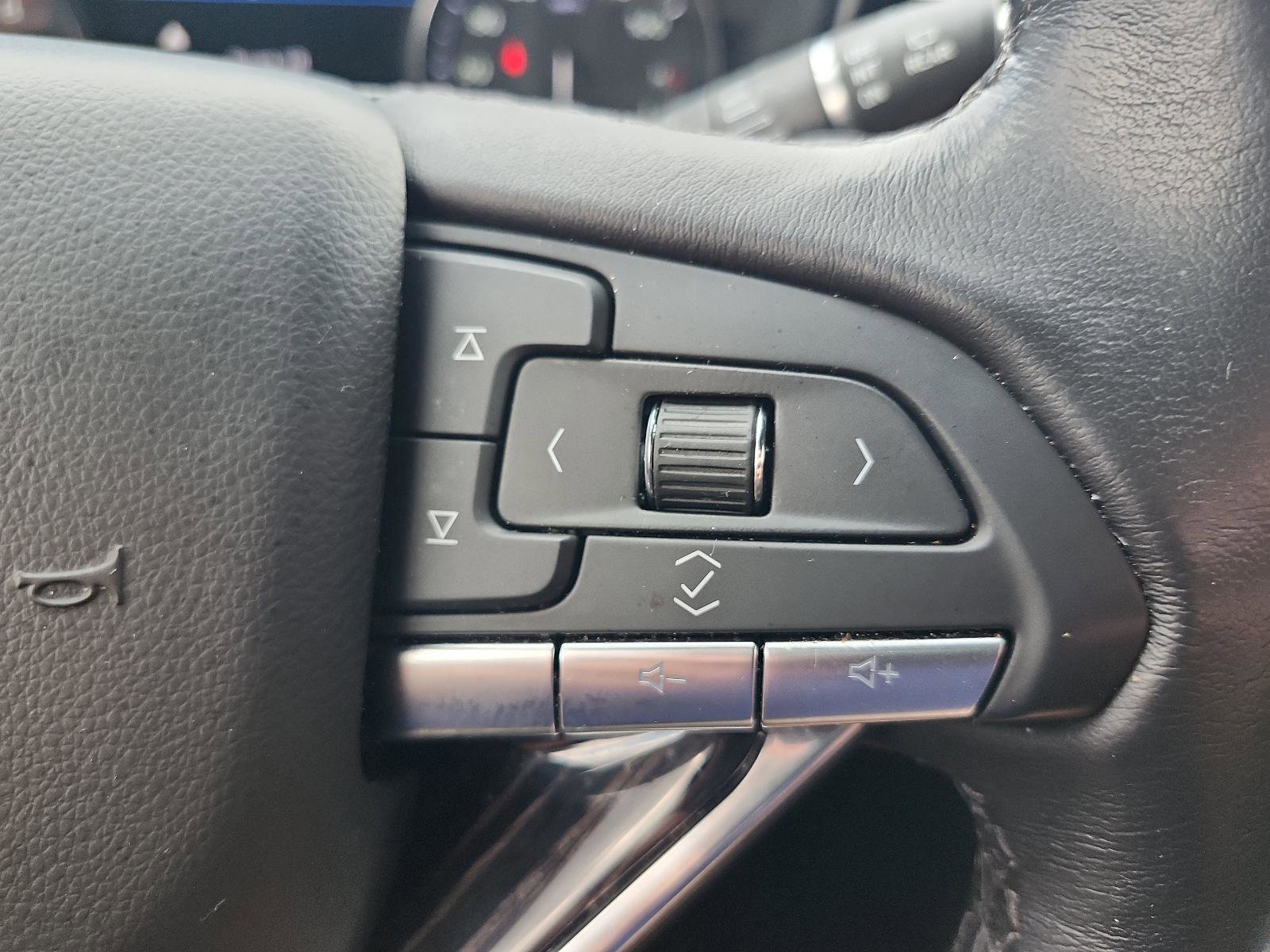 Used 2023 Cadillac XT6 Premium Luxury w/ Technology Package image 30